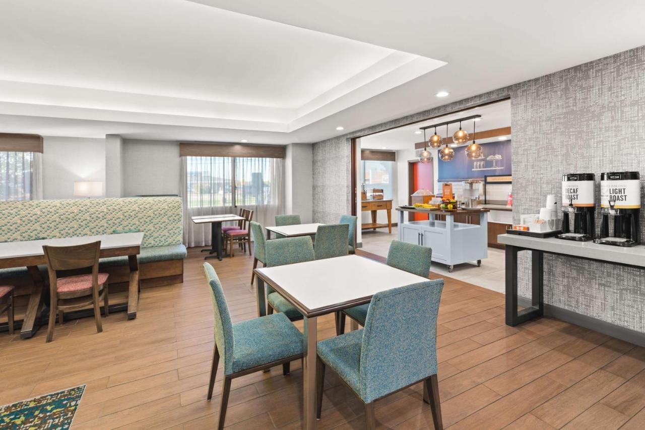 Hampton Inn Сийконк Екстериор снимка