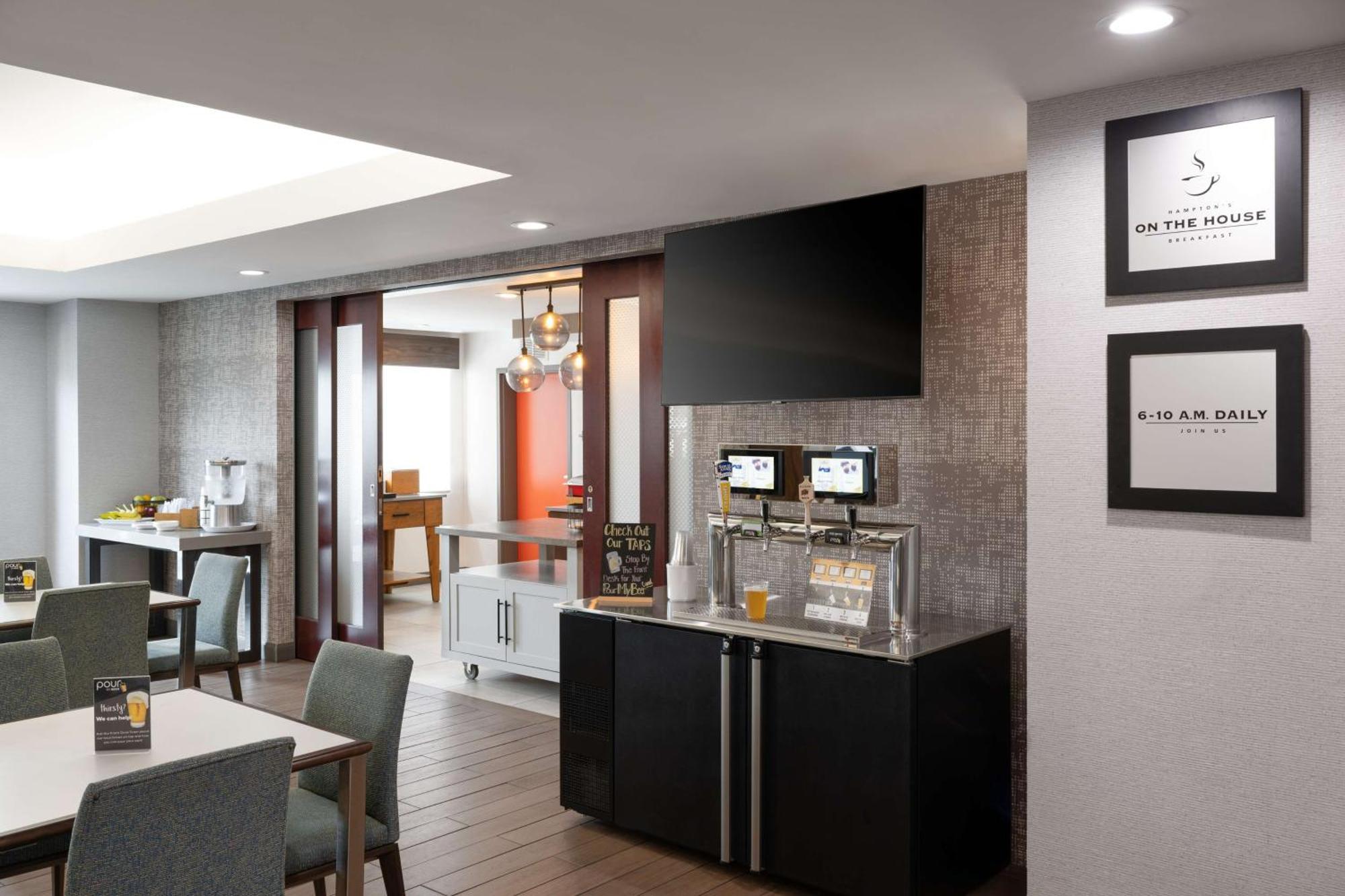 Hampton Inn Сийконк Екстериор снимка